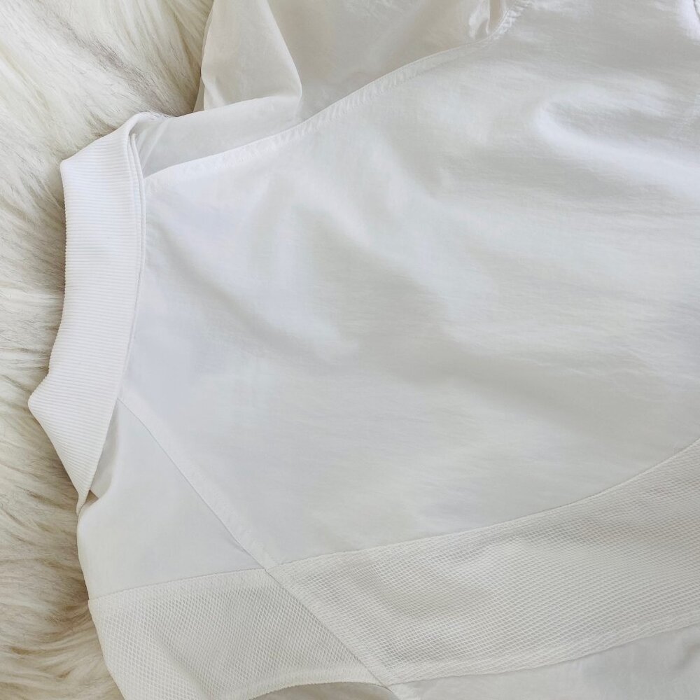 Lululemon Mesh White Jacket - Picture 5 of 5